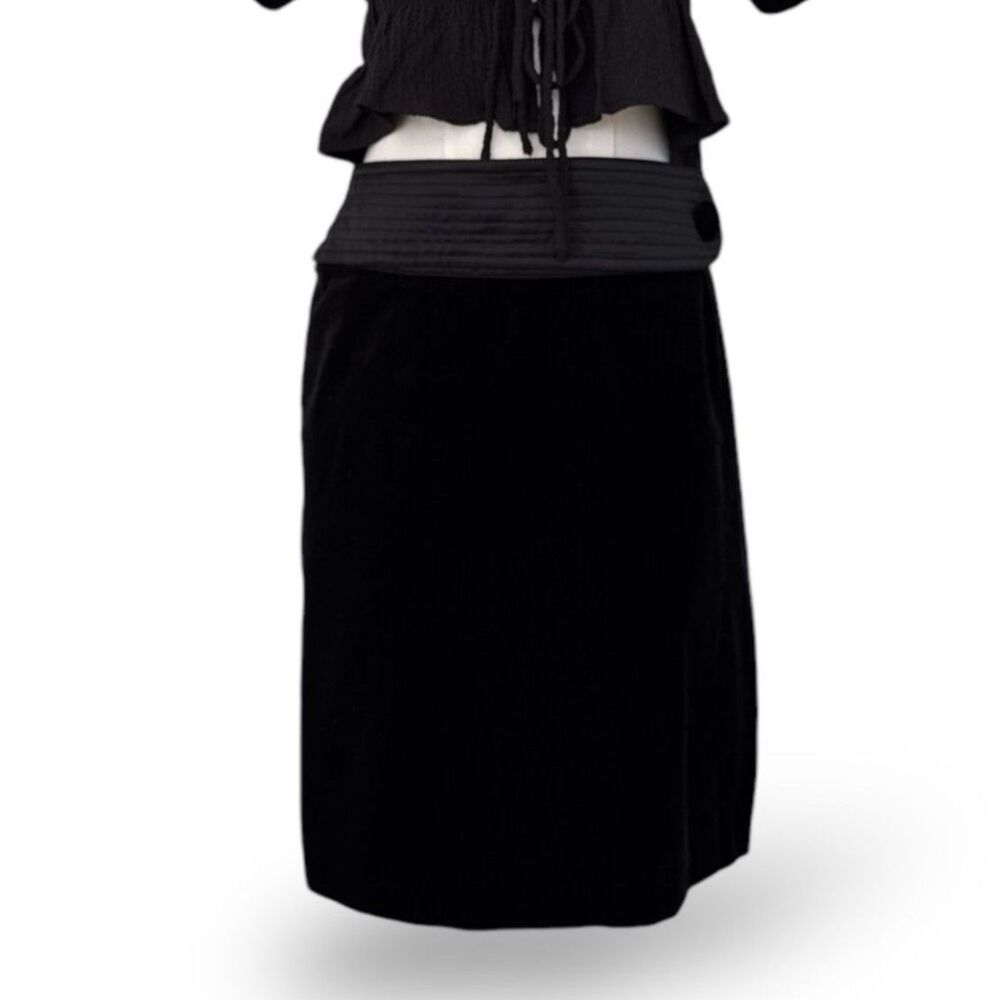 Velveteen and Satin Black‎ Short Skirt Wm Sz 7 EUC Mini